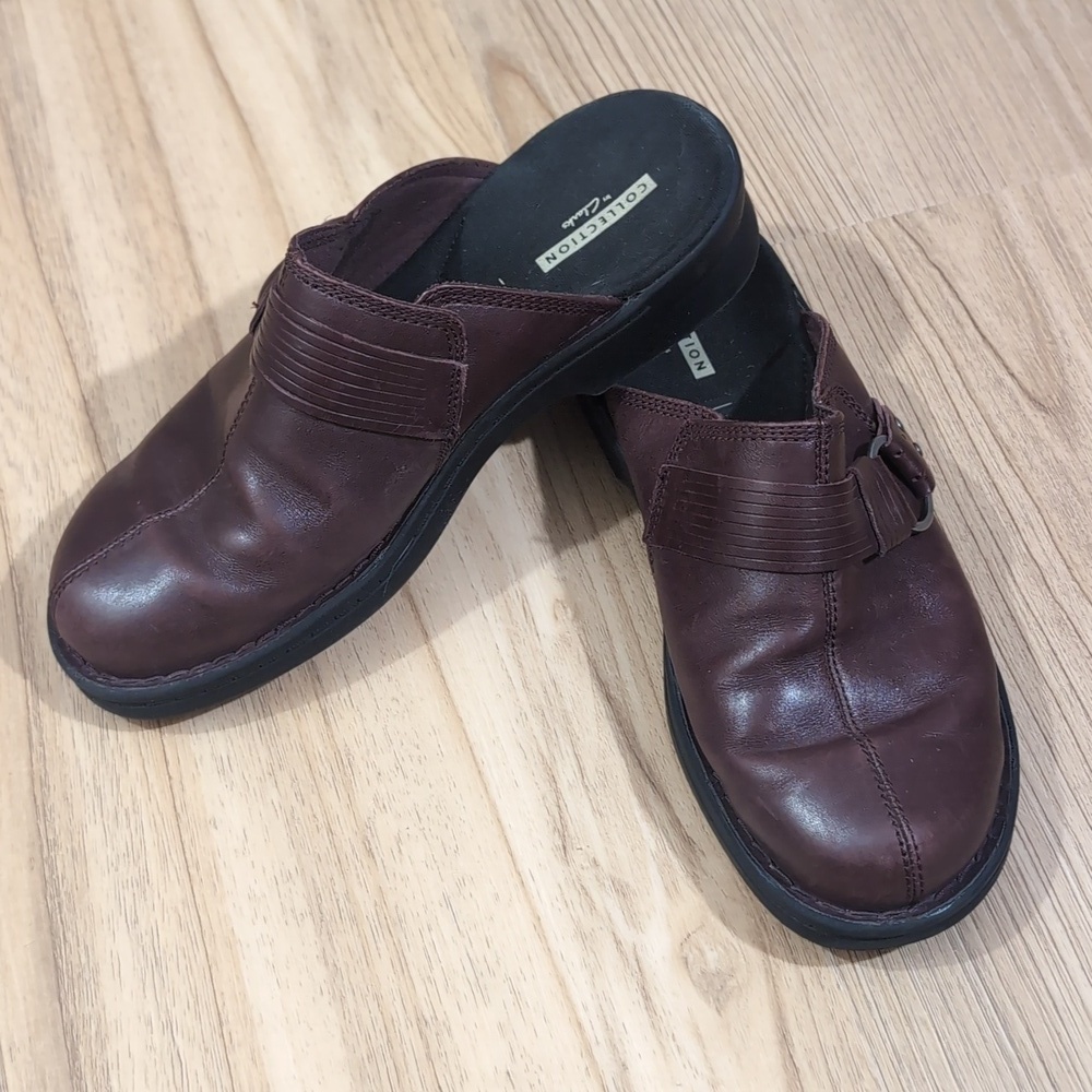 Clarks Cushion soft Leather Mules